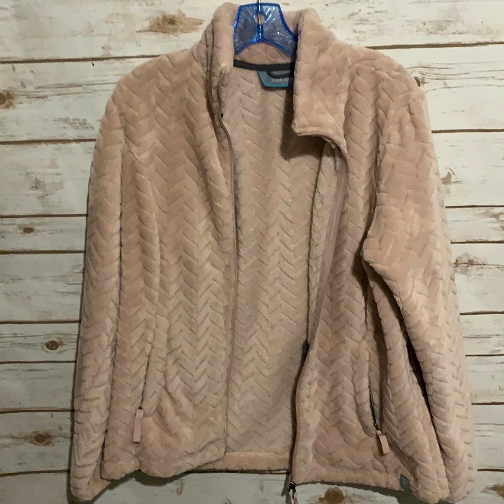 Free Country Medium Chevron Butter Pile Cozy Jacket
